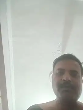 vardh033 online show from September 30, 1:47 pm