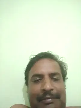 vardh033 online show from September 18, 7:05 pm