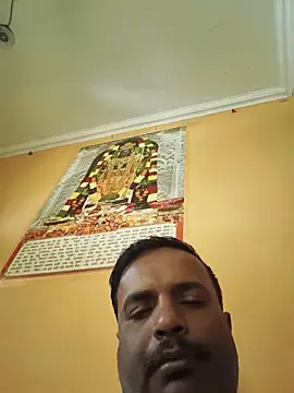 vardh033 online show from April 10, 10:33 am