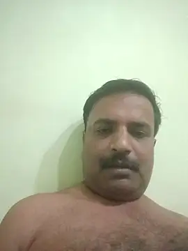 vardh033 online show from October 5, 7:18 pm