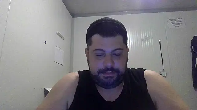 Snapshot of giuseppelovisi85 chatting on September 14, 4:03 am giuseppelovisi85 online show from September 14, 4:03 am
