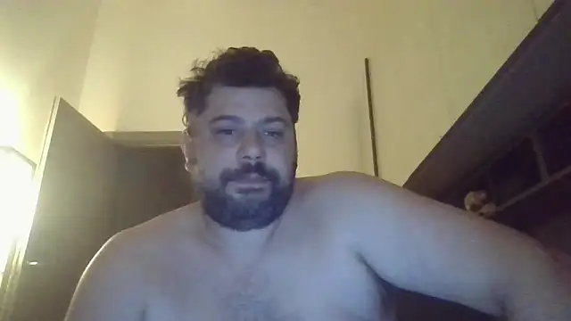 Snapshot of giuseppelovisi85 chatting on September 29, 3:27 am giuseppelovisi85 online show from September 29, 3:27 am