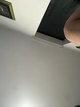 stevo170t online show from April 17, 2:36 am