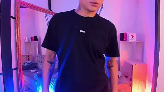 LiamDeep online show from March 14, 10:17 pm