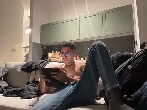 Markitos2323 online show from November 23, 9:48 pm