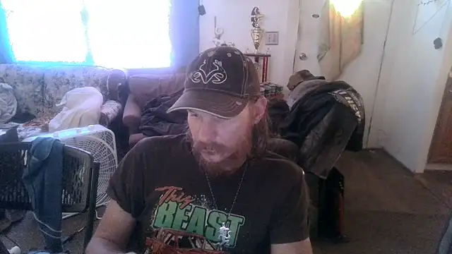 Poundtown1226 online show from September 16, 7:25 pm