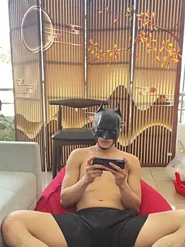 anhkiet huang online show from December 16, 8:54 am