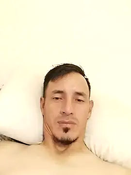 Snapshot of JuanD_vero chatting on October 8, 6:34 pm JuanD vero online show from October 8, 6:34 pm