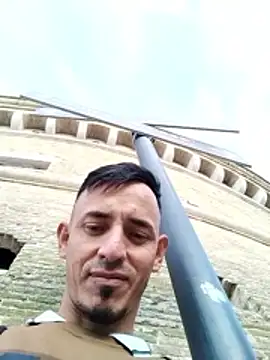 Snapshot of JuanD_vero chatting on October 21, 3:15 pm JuanD vero online show from October 21, 3:15 pm