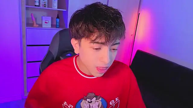 onlinenico online show from October 6, 8:13 pm