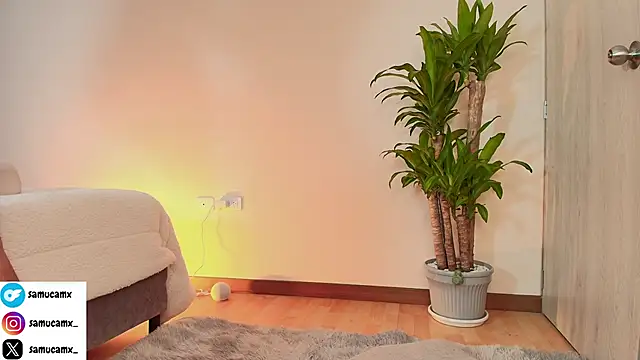 Snapshot of samucamx_ chatting on September 25, 2:54 am samucamx  online show from September 25, 2:54 am