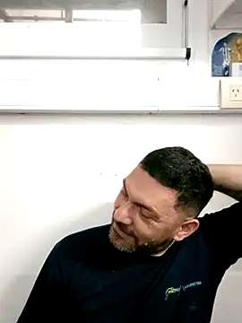 Snapshot of Alex_404040 chatting on September 19, 7:42 am Alex 404040 online show from September 19, 7:42 am