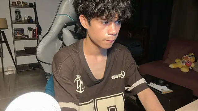 OopsAgain  online show from January 16, 2:25 am