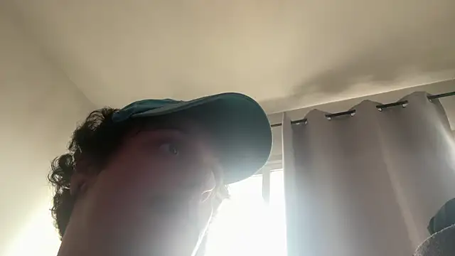 chrisalmeid  online show from June 15, 1:47 pm