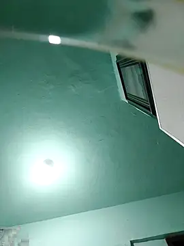 Snapshot of andrerj22 chatting on September 17, 4:30 pm andrerj22 online show from September 17, 4:30 pm