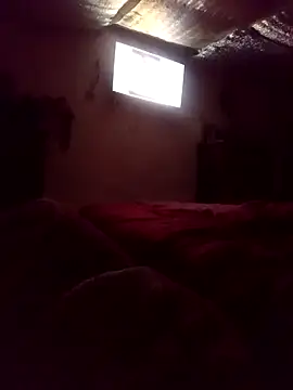 Parejacaliente2025 online show from June 16, 2:47 am