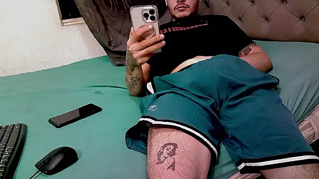 g0lden boss online show from October 11, 3:10 am