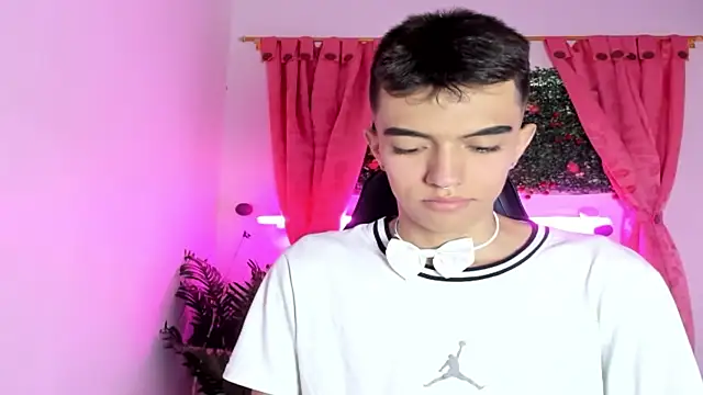 dylan 202520  online show from September 23, 11:42 am