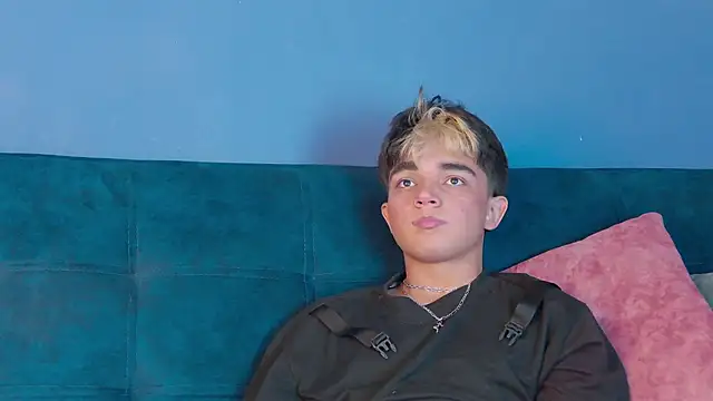 LucaDelart online show from September 11, 12:48 pm