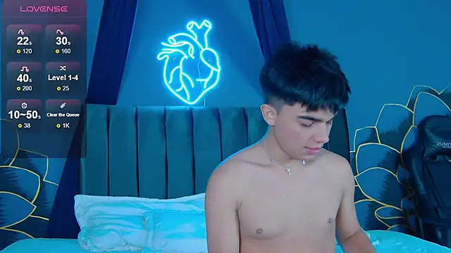 LucaDelart online show from October 28, 12:18 pm