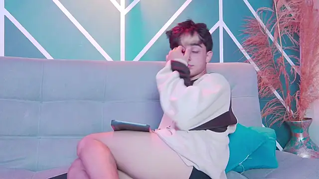 LucaDelart online show from September 22, 12:37 pm