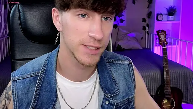 mark caron online show from October 17, 8:35 pm