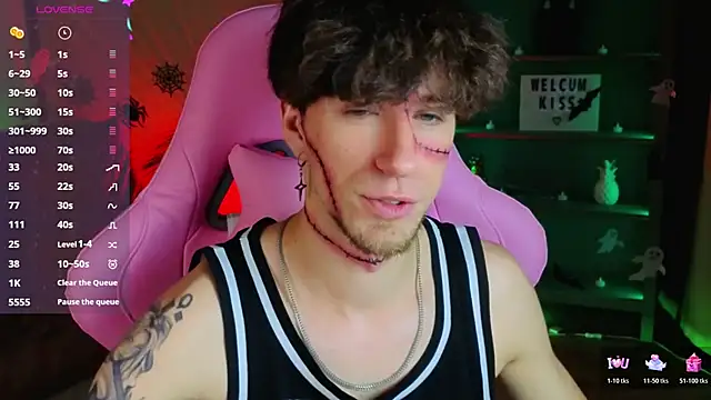 mark caron online show from October 31, 8:45 pm