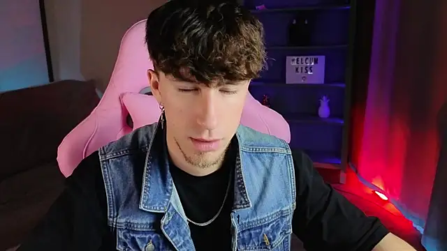 mark caron online show from October 5, 8:46 pm