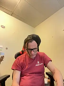 NicPolaris online show from April 13, 6:19 pm