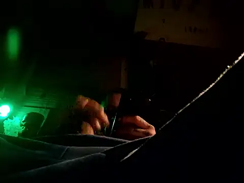 MODEST11 MMiILOO AMARO online show from March 26, 1:43 am