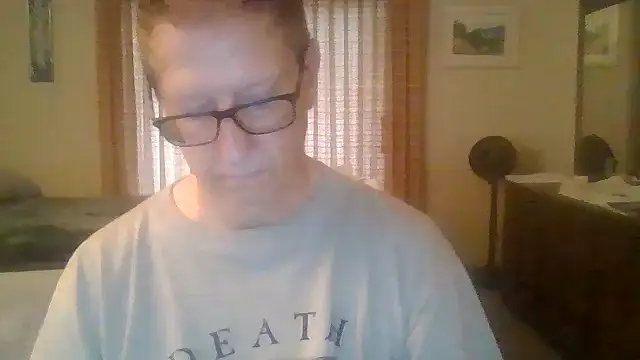 camminmichaellll online show from September 18, 11:51 pm