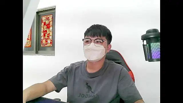 Snapshot of zhu000000 chatting on October 28, 8:28 am zhu000000 online show from October 28, 8:28 am