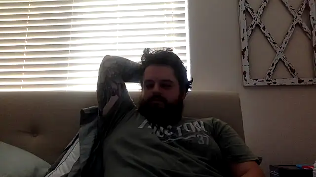 BeginnersLuck111 online show from April 8, 5:11 pm