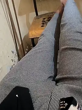 Snapshot of bigdick_lickingexpert08 chatting on October 28, 9:12 am bigdick lickingexpert08 online show from October 28, 9:12 am