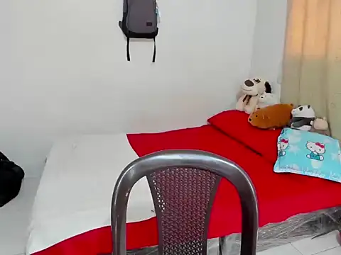 Snapshot of Tom_Blues chatting on September 25, 2:49 pm Tom Blues online show from September 25, 2:49 pm