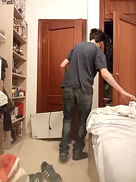 Snapshot of oscartres chatting on September 28, 8:18 pm oscartres online show from September 28, 8:18 pm