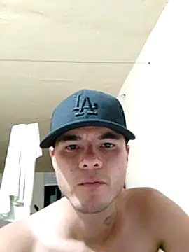 8zime online show from November 12, 9:37 am