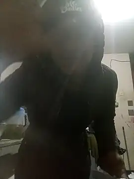 Bebicho14 online show from September 28, 4:21 am