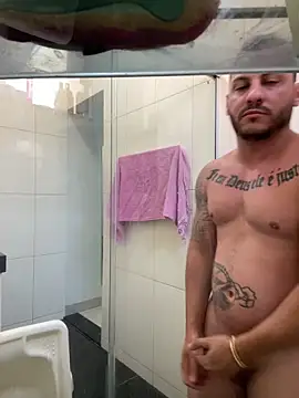 Snapshot of Pikadocee chatting on September 9, 4:06 pm Pikadocee online show from September 9, 4:06 pm