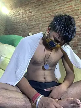uniquesexyboy5689 online show from June 28, 10:21 am