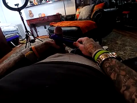 Snapshot of MRTATTWO chatting on October 12, 11:21 pm MRTATTWO online show from October 12, 11:21 pm