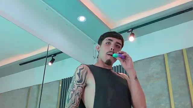 NikoStone  online show from March 3, 5:26 am