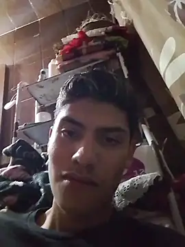 aispuro8505 online show from February 10, 8:08 am