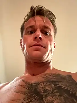 DILFiGuess11 online show from October 1, 5:11 am