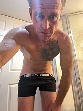 DILFiGuess11 online show from October 29, 4:48 am