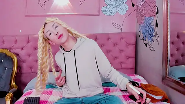 Aaron Fordd online show from December 22, 1:30 pm