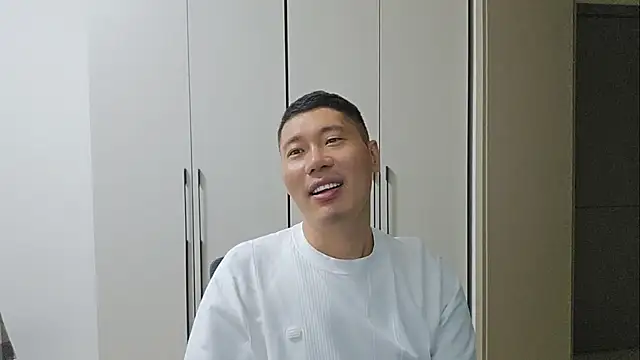 Snapshot of Buryerry-B chatting on September 18, 12:40 pm Buryerry-B online show from September 18, 12:40 pm