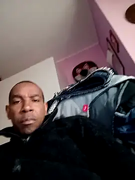 estrogeni online show from March 31, 10:06 am