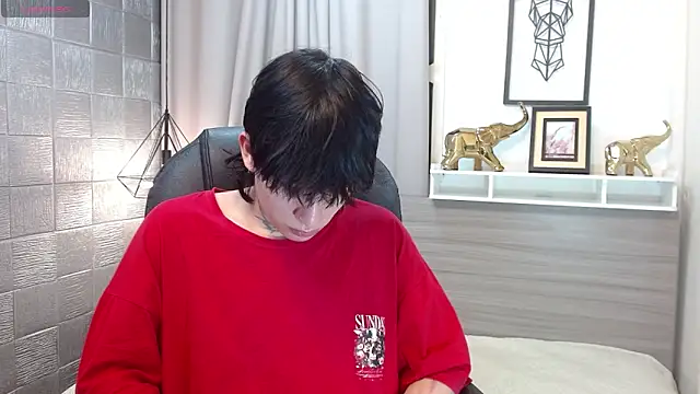 Iantwink18 online show from December 20, 6:42 am