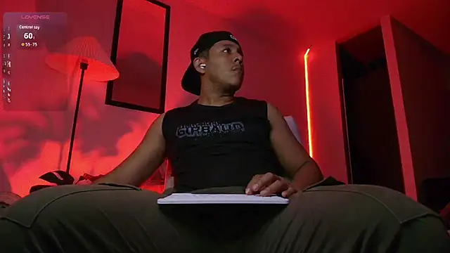 Misterjhons2 online show from October 10, 3:22 am